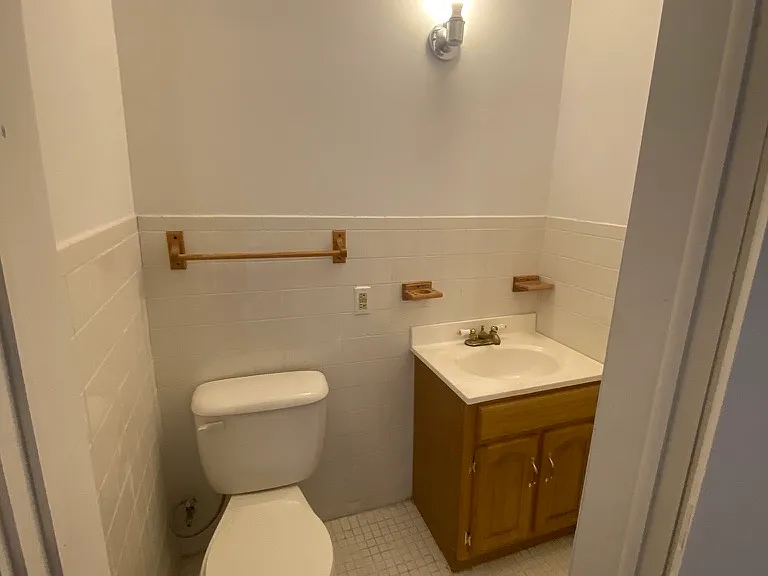 205 Main St #2 — Photo 4