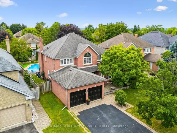638 Gagnon Pl, Newmarket, ON L3X 1V8