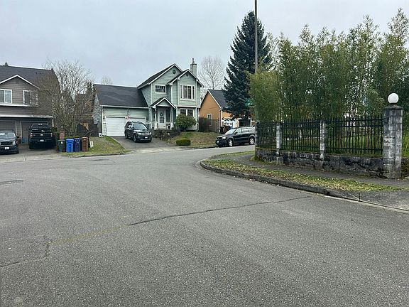 5th image of 418 E 53rd St