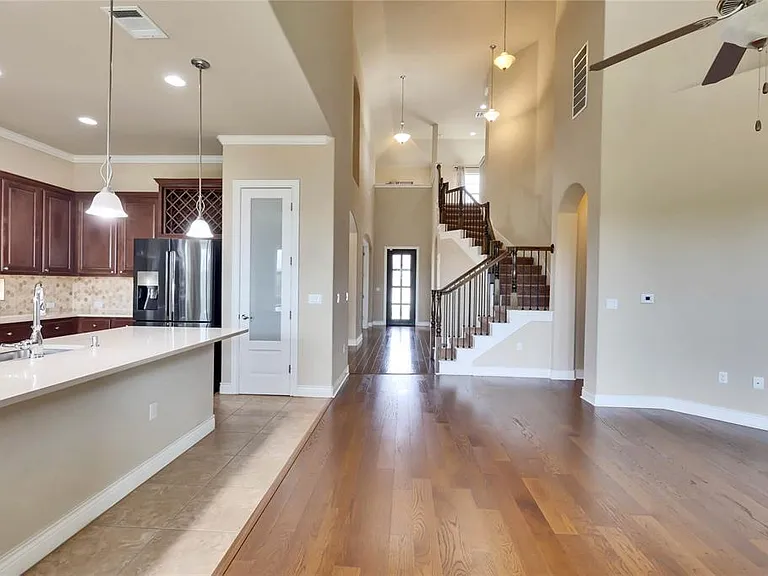 15012 Iveans Way — Photo 6