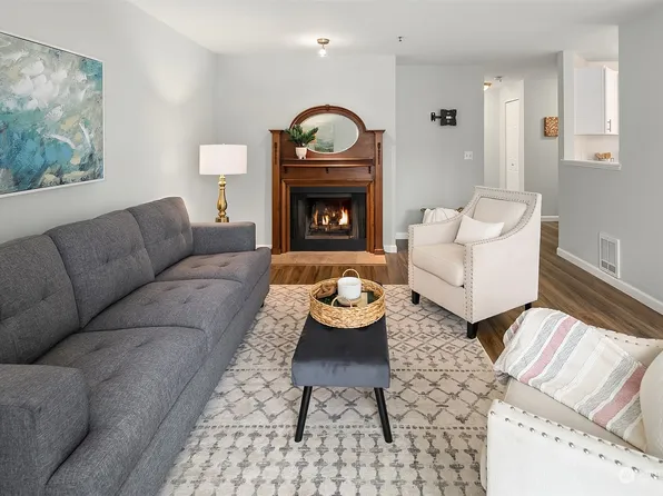 580 Front Street S #B204, Issaquah, WA 98027