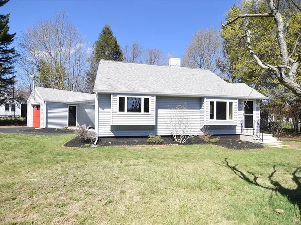 1 Highland Park Rd, Rutland, MA 01543