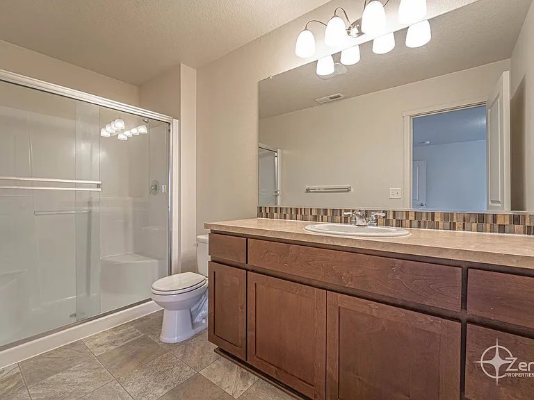 1400 NE 85th Way — Photo 29