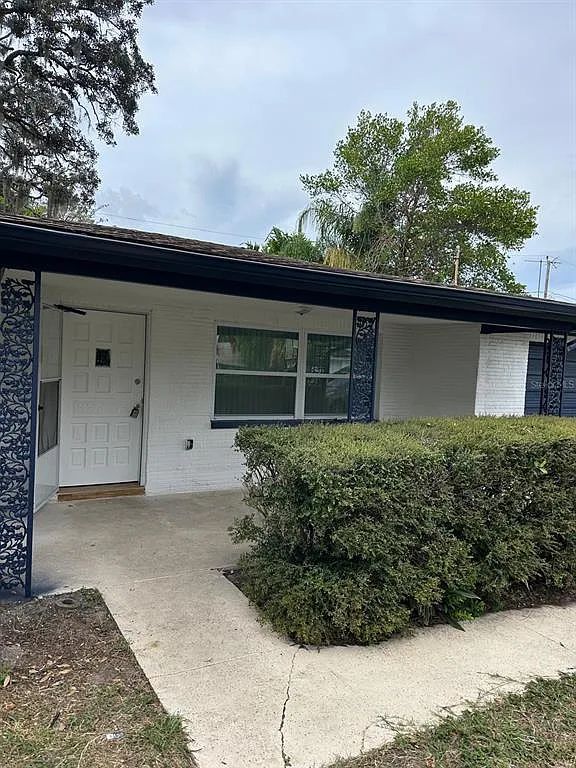 3 bed, 2.0 bath, 1377 sqft, $1,795 — Photo 2