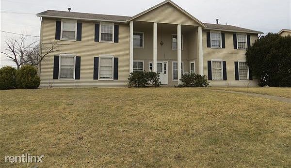 1st image of 1042 Columbus Cir N