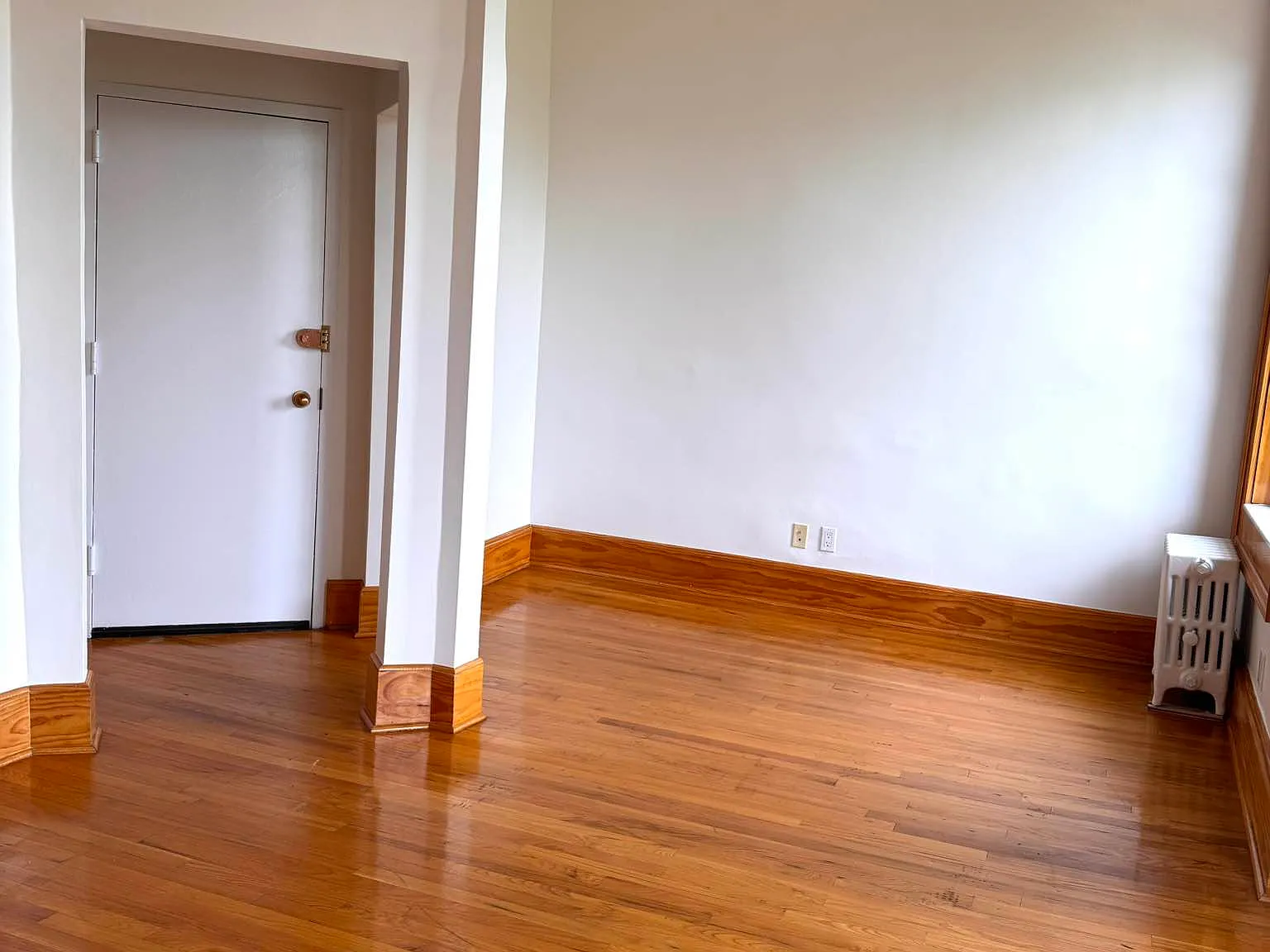 11 Willow Street — Photo 2