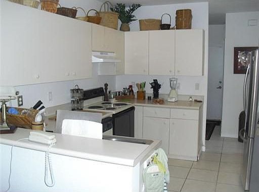 2nd image of 15848 SW 12th St
