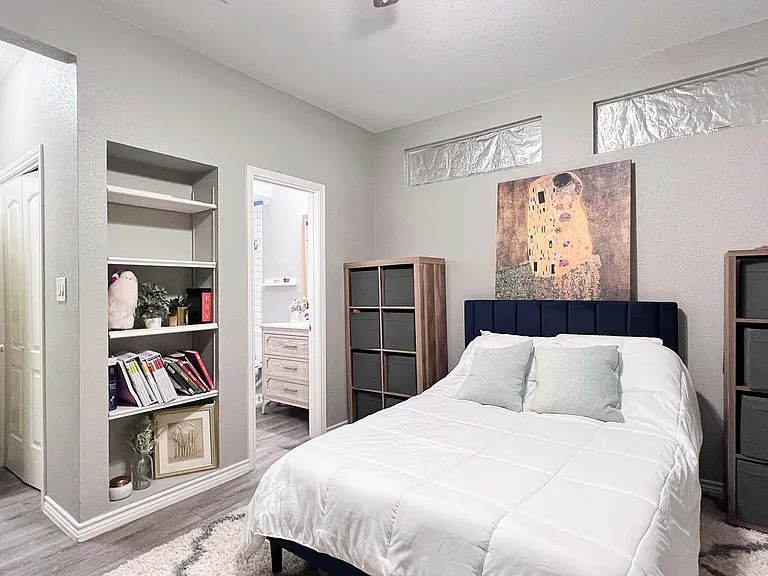 1908 San Antonio St #202 — Photo 6