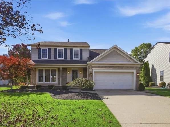 3098 Bierce Cir, Twinsburg, OH 44087