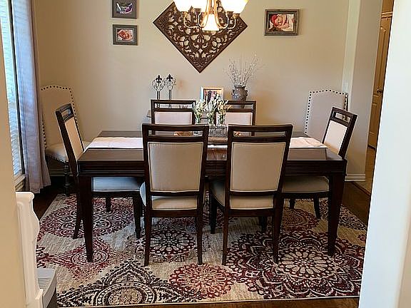 FORMAL DINING ROOM PIC 1