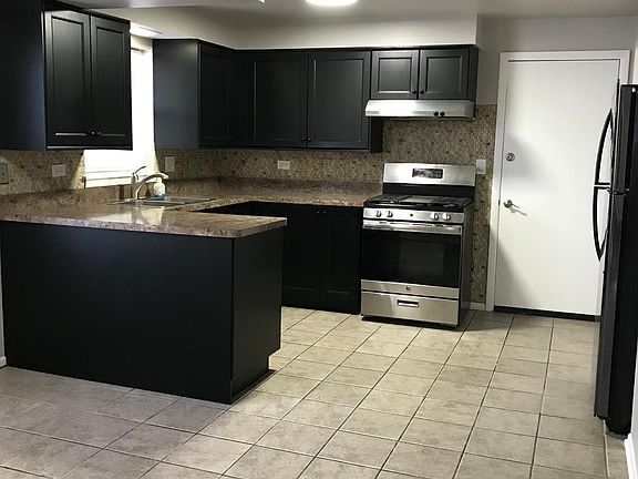 3rd image of 12258 S McDaniels St #2
