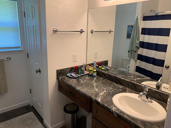 4th image of 9415 Link Cir