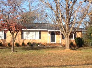 716 Whitehead Rd, Athens, GA 30606