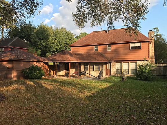 3rd image of 5718 Upper Lake Dr
