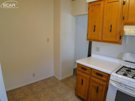 3rd image of 1201 Hughes Ave
