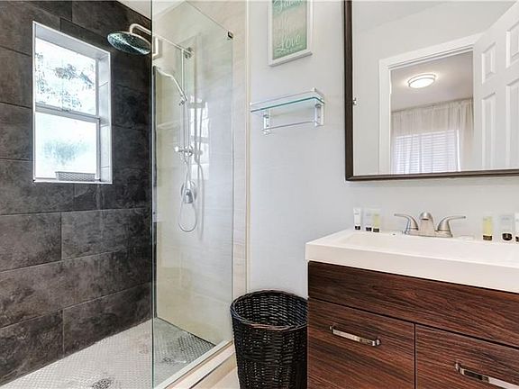 2nd image of 74 NE 5th St #74