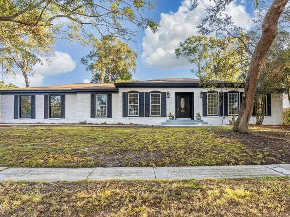 21 Linwood Rd, Fort Walton Beach, FL 32547