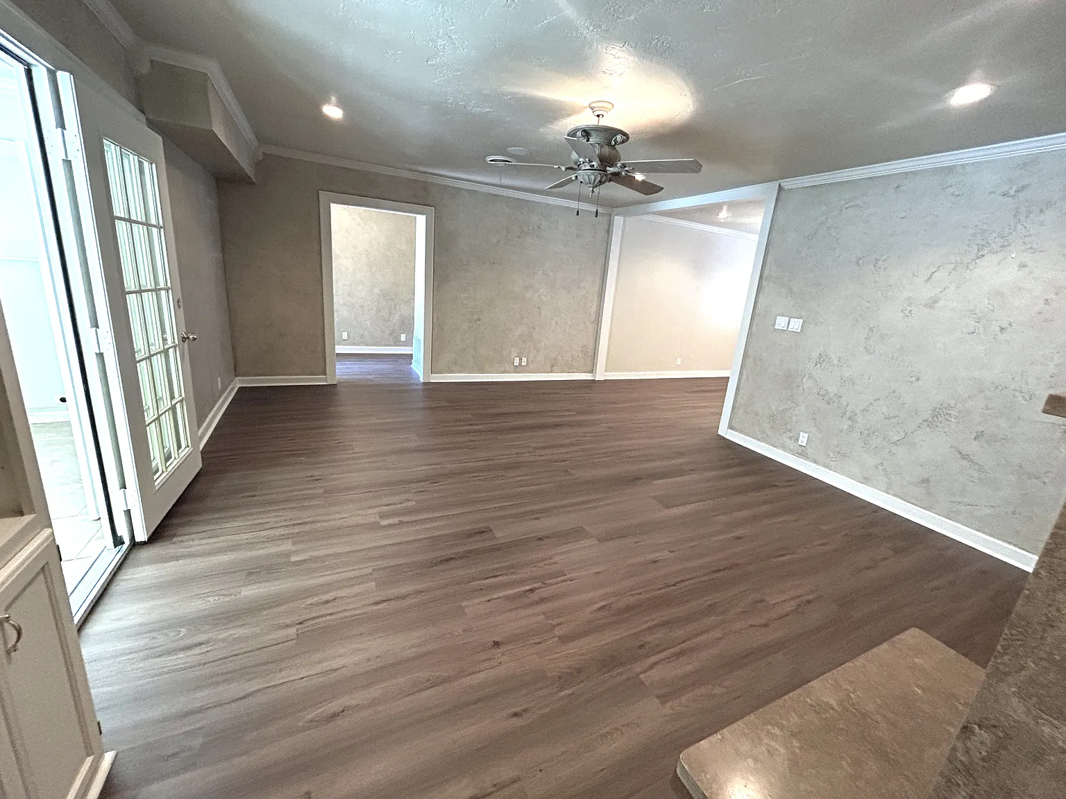 3 bed, 1834 sqft, $1,800 — Photo 3