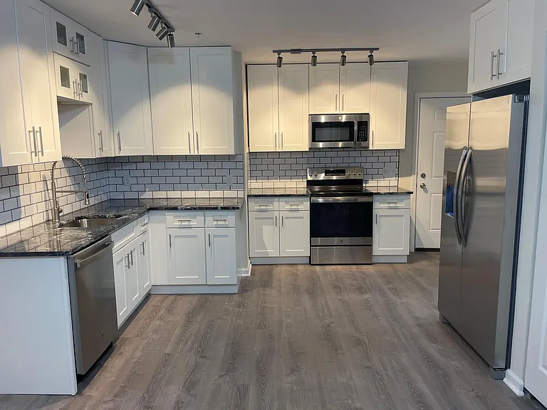 5606 Stanton Ave — Photo 2