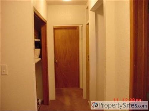3rd image of 1208 S Yew St