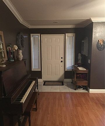 3rd image of 934 Naples Dr