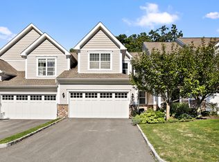 36 Great Hill Dr UNIT 36, Bethel, CT 06801