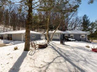 3500 Ellis Rd NW, Cedar Rapids, IA 52405