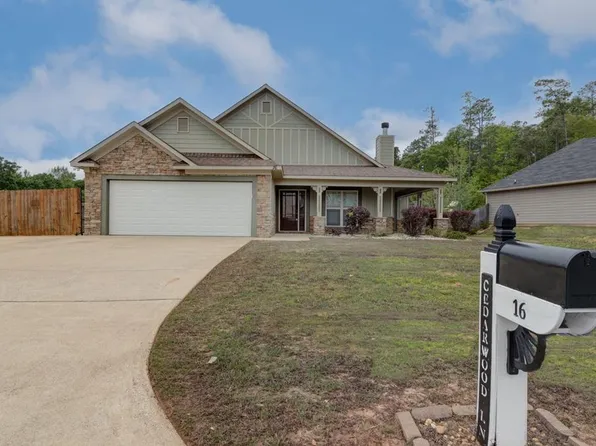 16 Cedarwood Ln, Phenix City, AL 36870