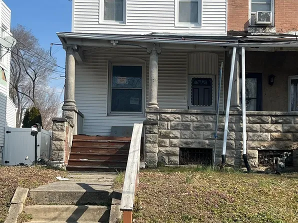 703 Saville Ave, Eddystone, PA 19022