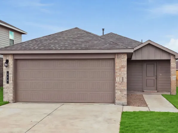214 16th St, Wolfforth, TX 79382