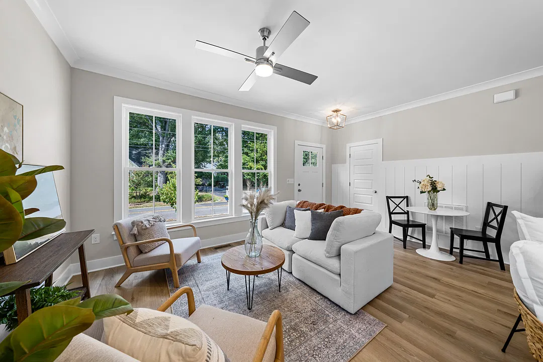 3 bed, 2.5 bath, $2,100 — Photo 4
