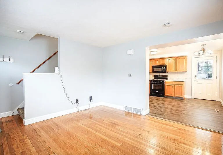 39 Greenwood St — Photo 4