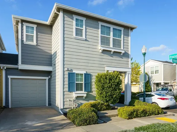 983 Aston Cir, Santa Rosa, CA 95404
