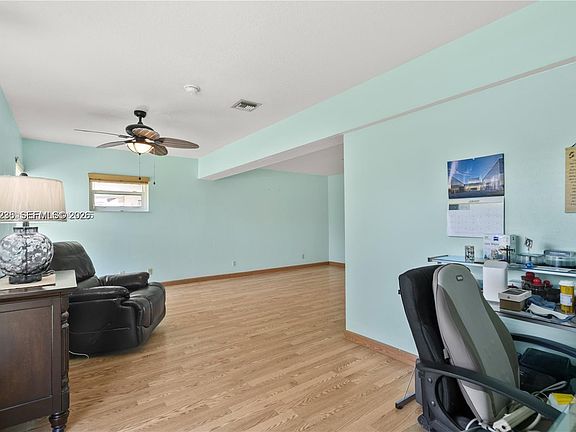 5th image of 13752 SW 285th St