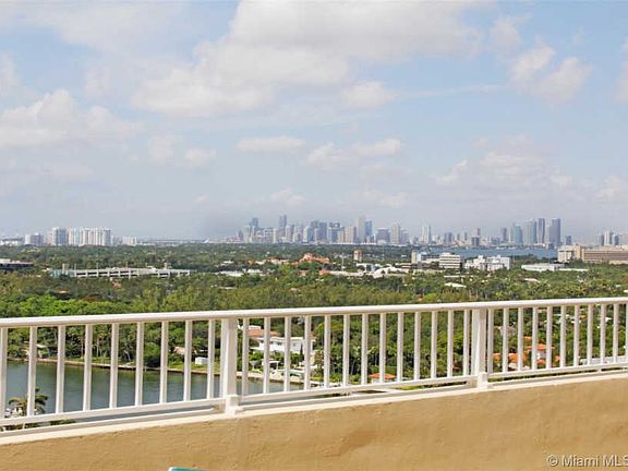 5th image of 4747 Collins Ave Ph 05