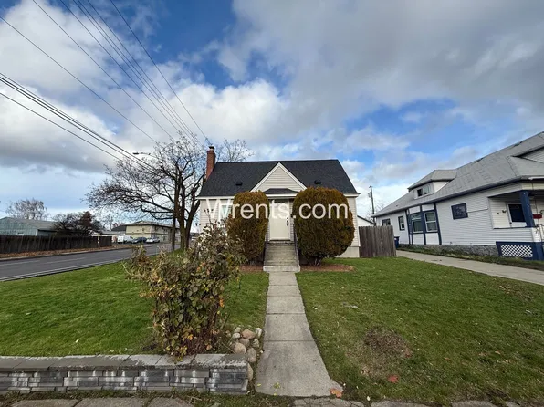 1528 W Augusta Ave, Spokane, WA 99205