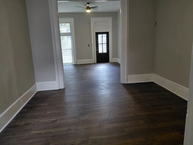 460 Dayton St — Photo 23
