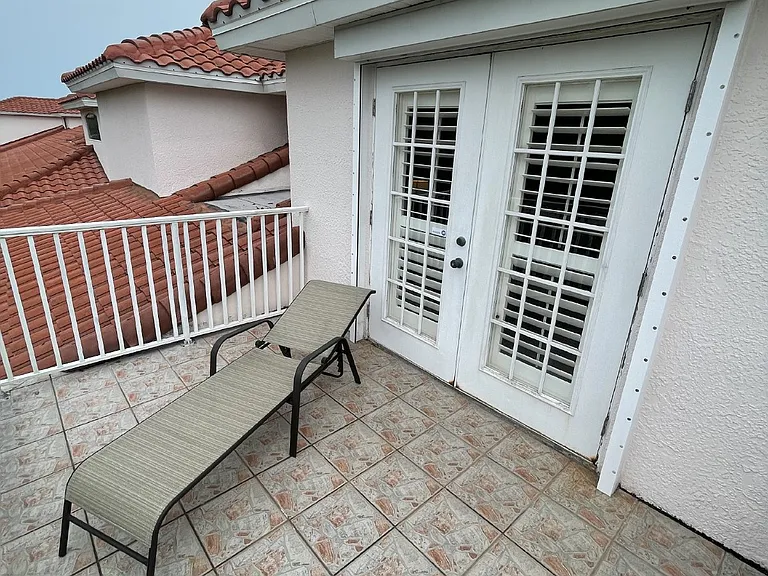 250 Saint Lucie Ln #14 — Photo 27