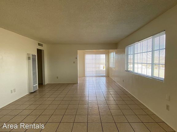 5th image of 315 W Grace St APT 4