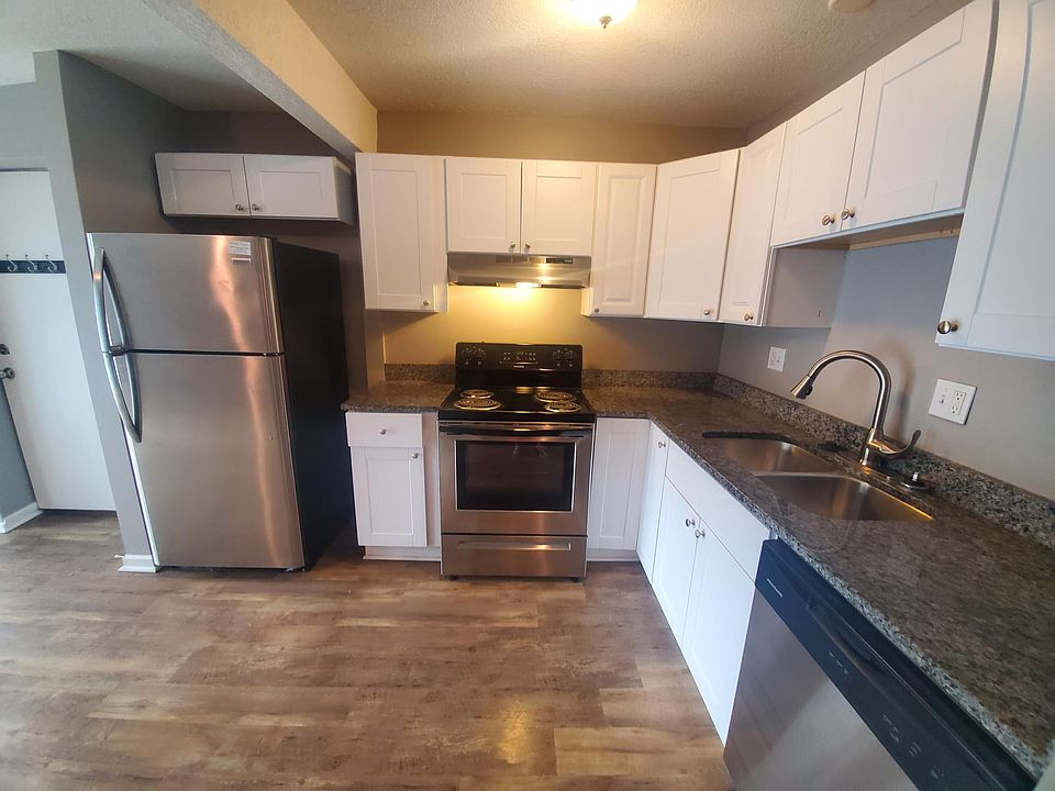 1st image of 118 W 38th St #5