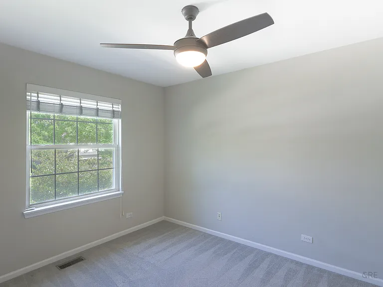 2436 Madiera Ln — Photo 13