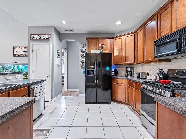 6803 Kotlan Ct — Photo 25