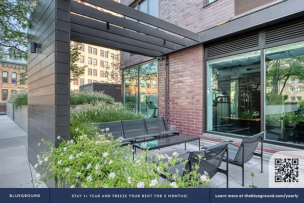 Rented by The Blueground | media 84