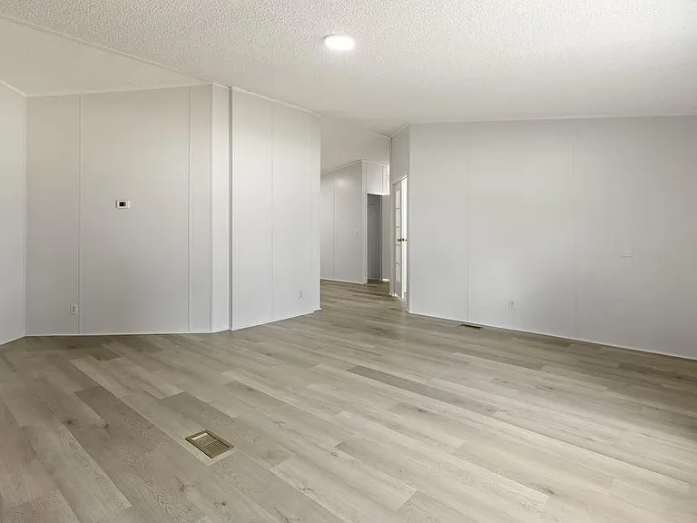 16474 N Emerson Cir — Photo 6