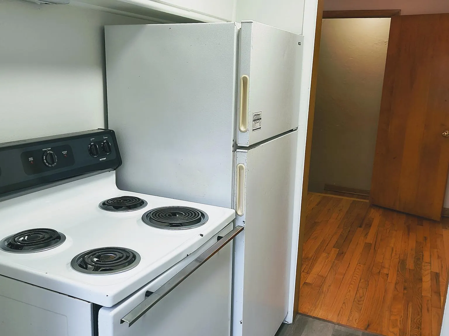 2 bed, 620 sqft, $795 — Photo 4
