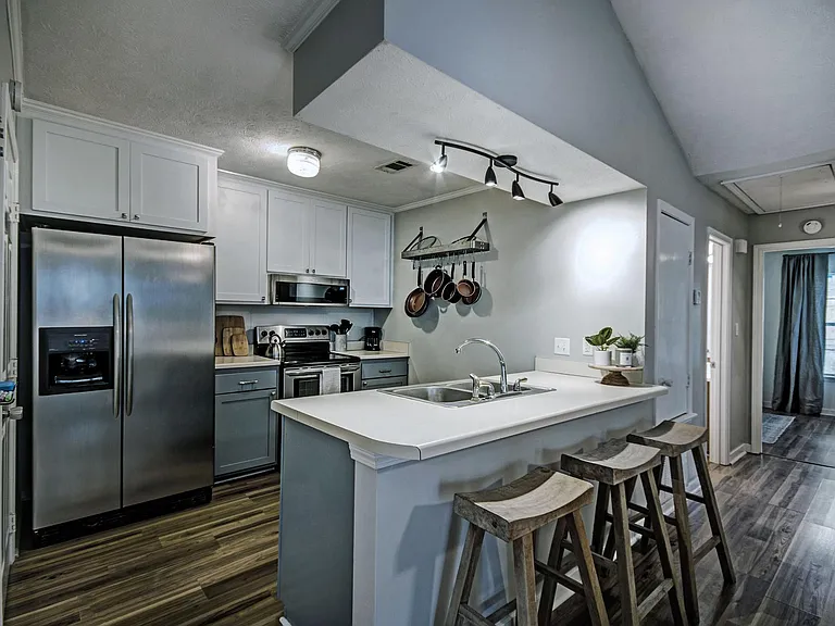 5 Brandy Village Cv — Photo 20