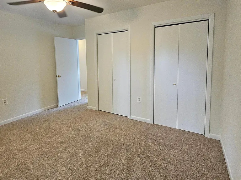 1108 N Rockingham St — Photo 26