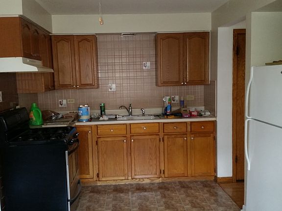 4th image of 7504 W Lawrence Ave APT 2D