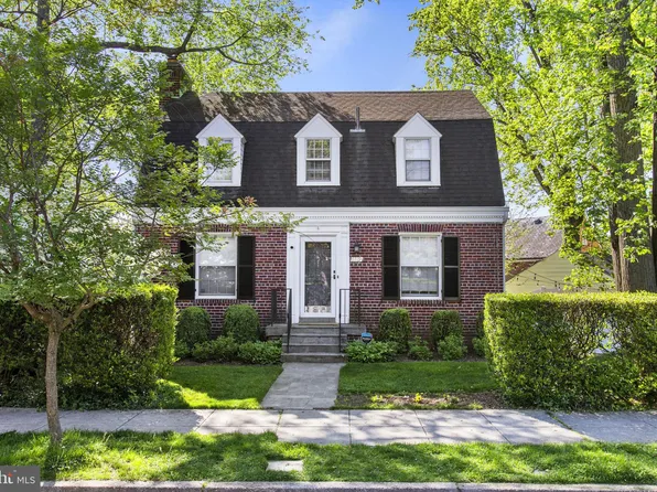 6319 31st Pl NW, Washington, DC 20015