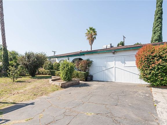 3rd image of 8807 Stansbury Ave